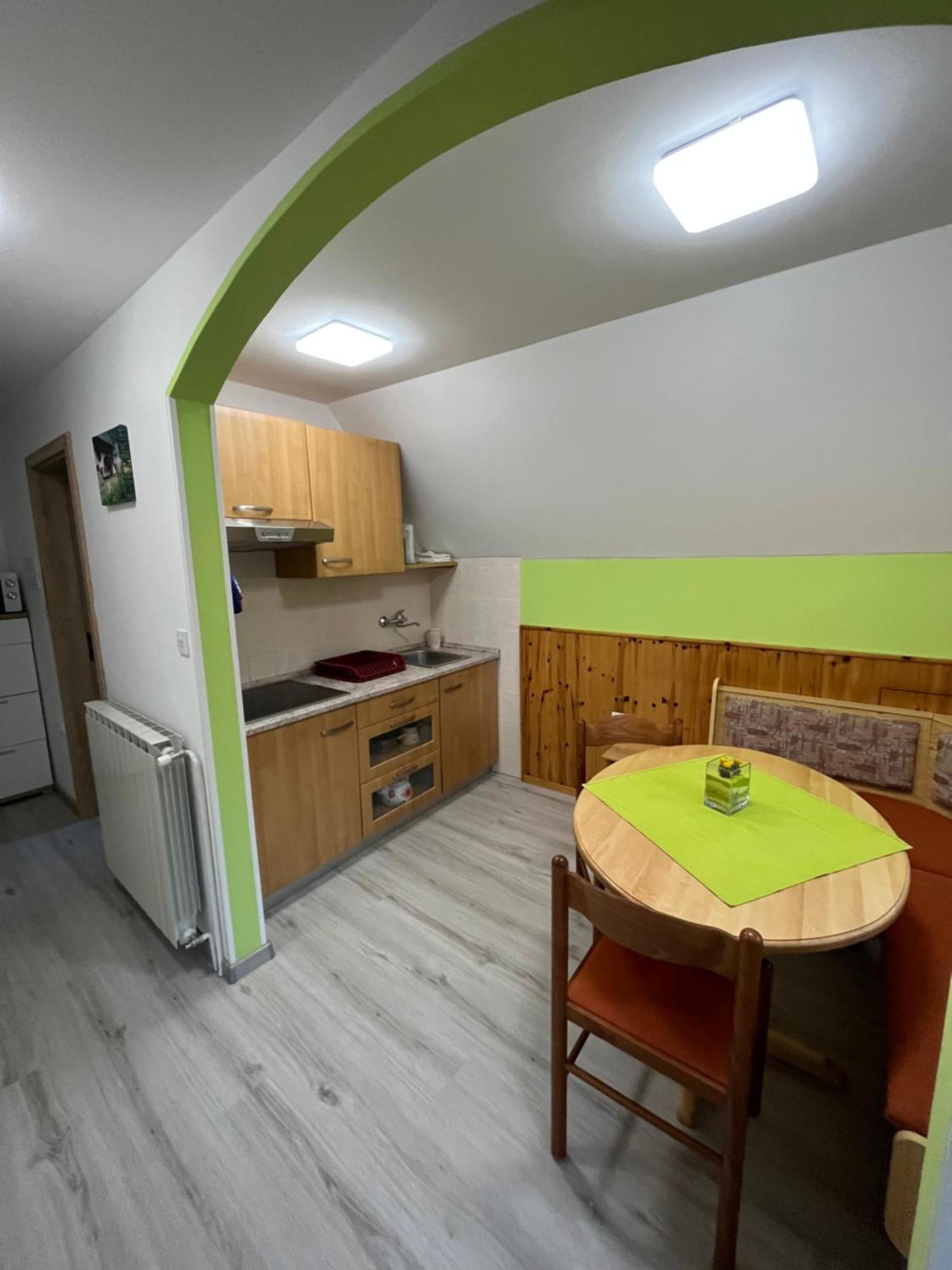 Apartmaji In Sobe Cuder Soca Room photo